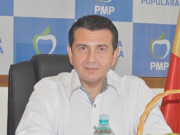 PMP ar putea părăsi Grupul parlamentar popular şi democrat, din cauza protocolului cu Geoană